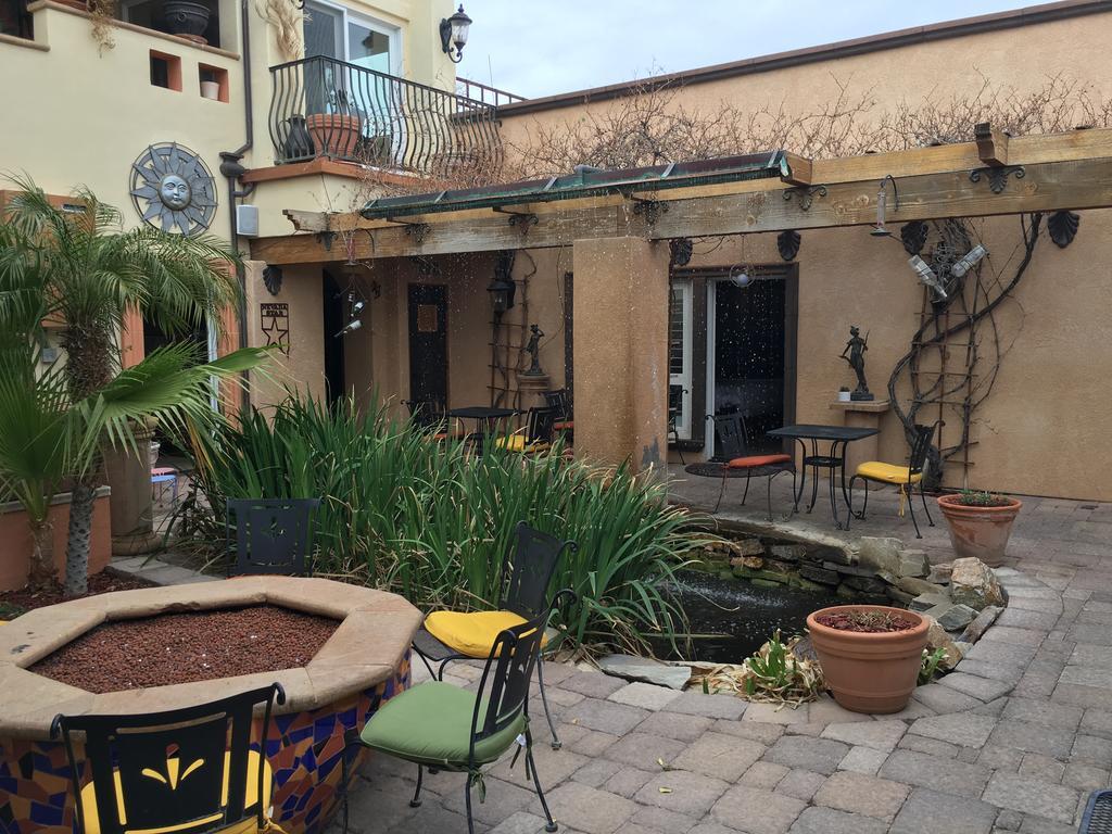 Milo'S Inn At Boulder Boulder City Exterior photo
